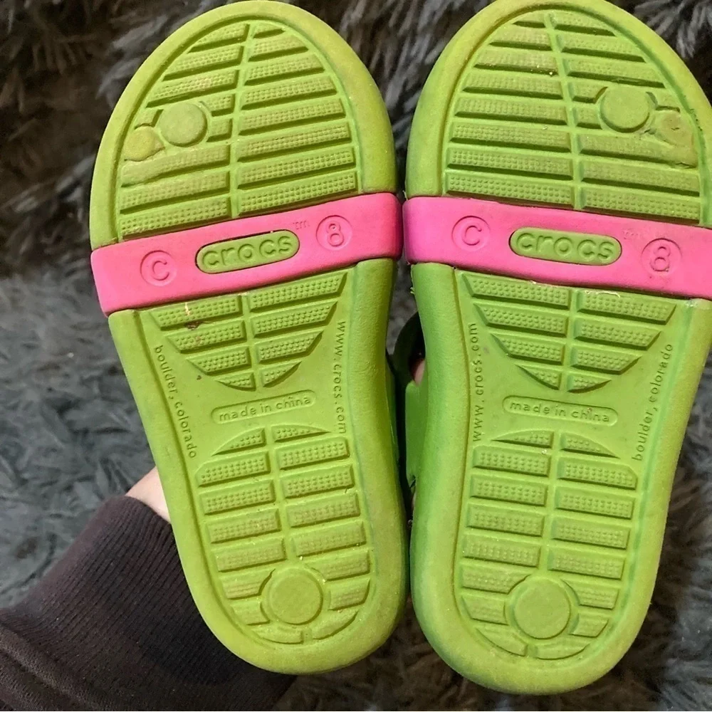 CROCS girls green